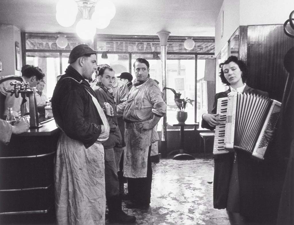 Робер Дуано – человек, который воспел Париж в фотографиях Робер Дуано – человек, который воспел Париж в фотографиях