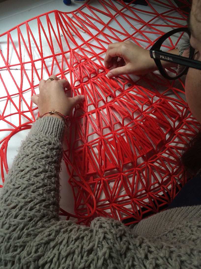 Студентка напечатала на 3D-принтере целую коллекцию женской одежды