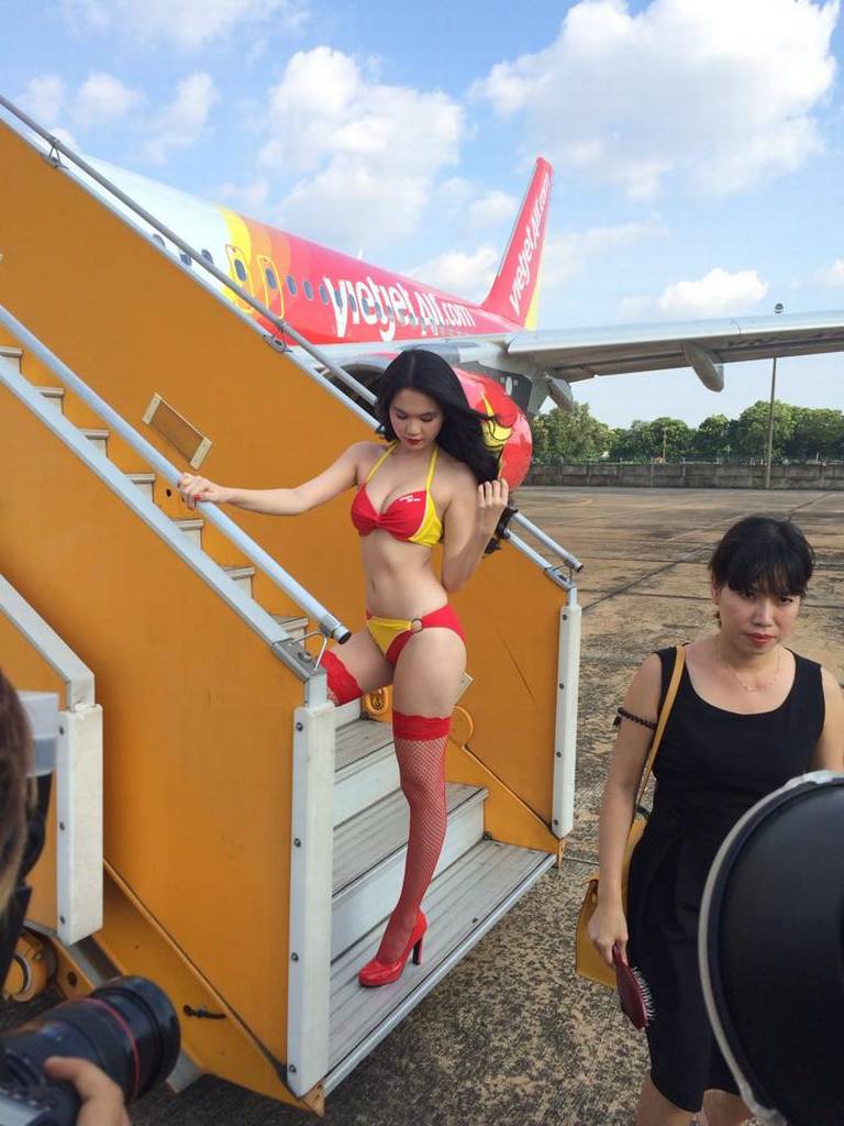 Реклама вьетнамского авиаперевозчика VietJet (7 фото)