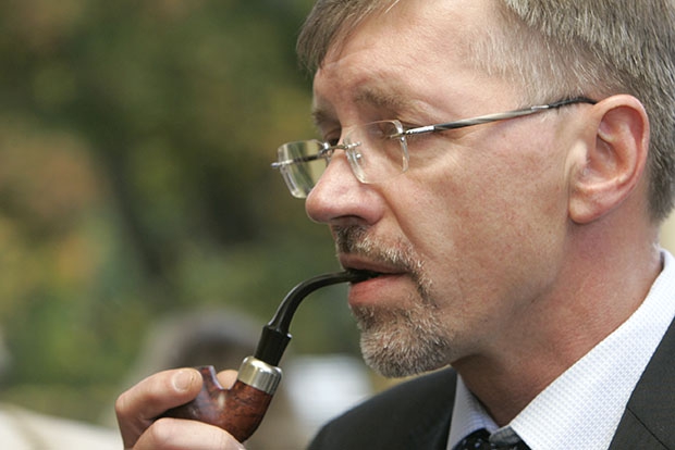 10 штрафов, выписанных известным политикам