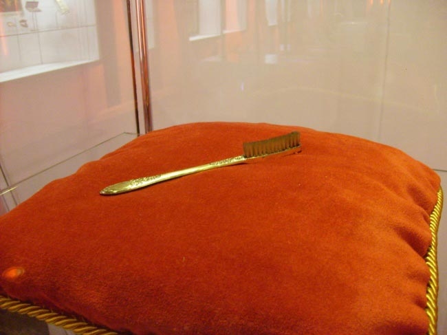 10 примеров того, как справлялись с личной гигиеной наши предки