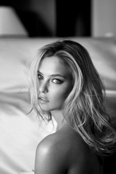 Пятничная подборка красивых девушек (77 фото)