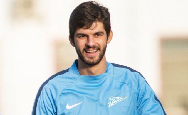 В Санкт-Петербурге у собственного дома избили игрока «Зенита» Дениса Терентьева