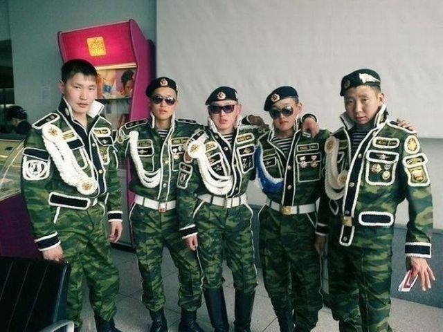 Герои соцсетей (48 фото)