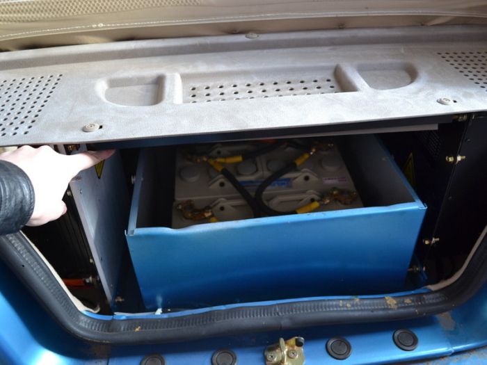 Российский электромобиль E-Car (19 фото)