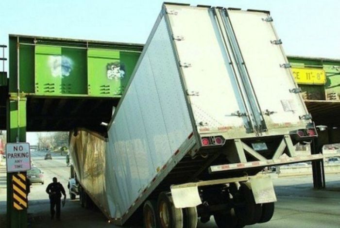 Фото невероятных аварий