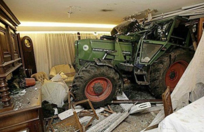 Фото невероятных аварий