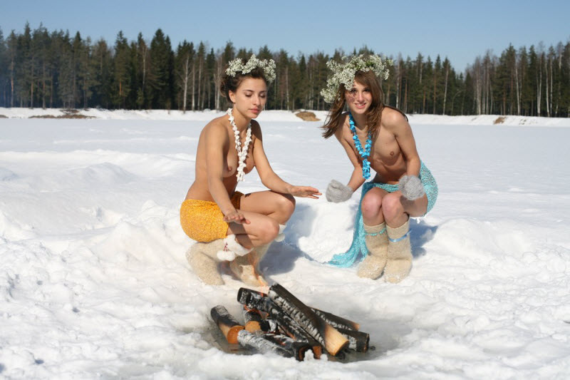 Сексуальные девчонки в очках от солнца