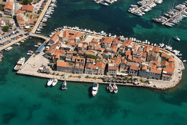 Типичный балканский городок