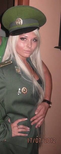 Украинские девушки - полицейские