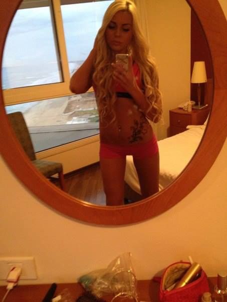 Украинские девушки - полицейские