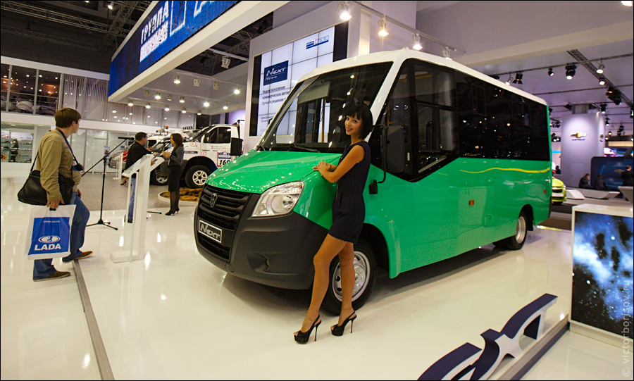 Московский международный автомобильный салон 2012 (37 фото)