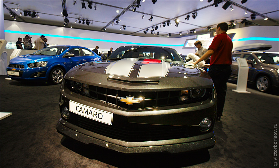 Московский международный автомобильный салон 2012 (37 фото)