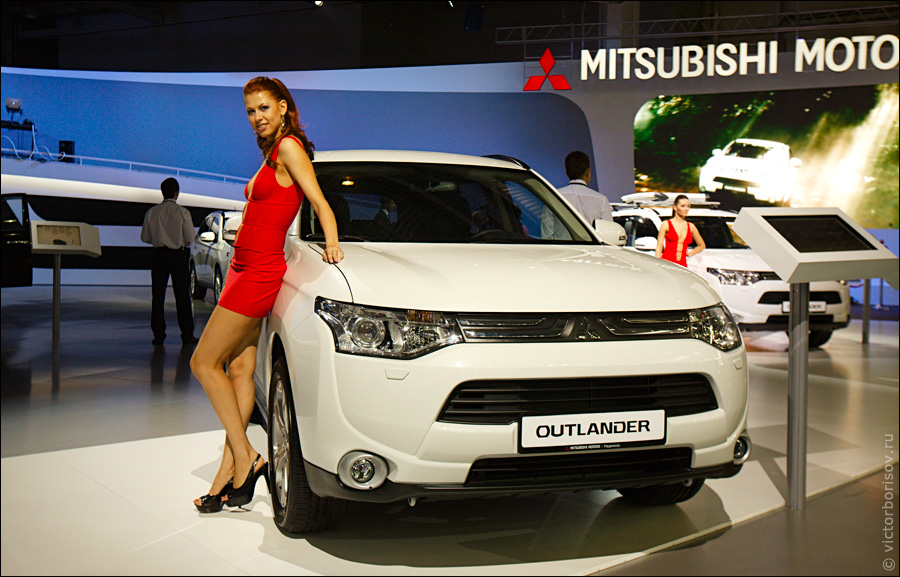 Московский международный автомобильный салон 2012 (37 фото)