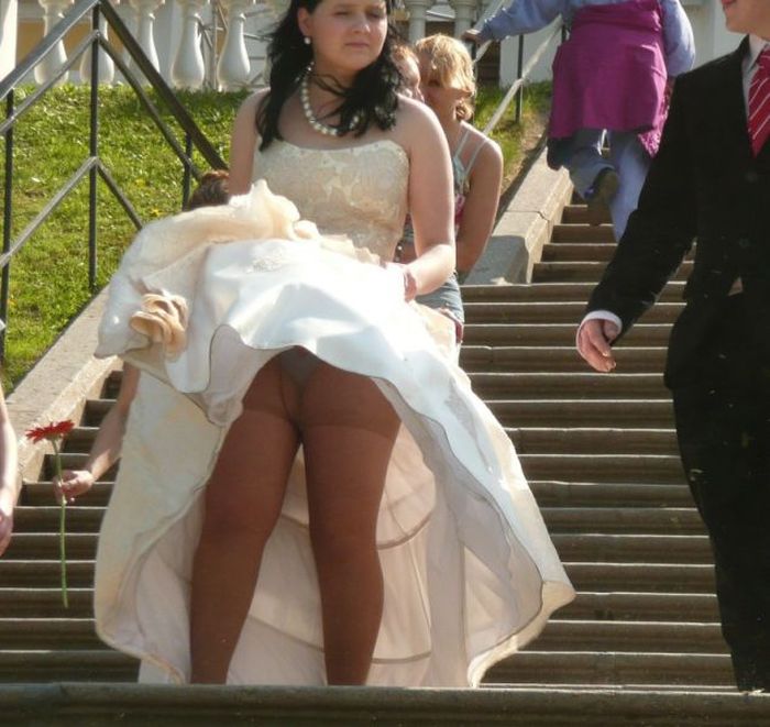 Девушки в коротких юбках