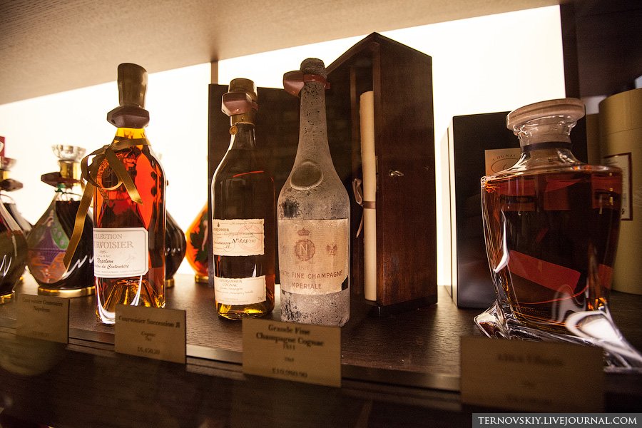 Элитный винный магазин в Лондоне