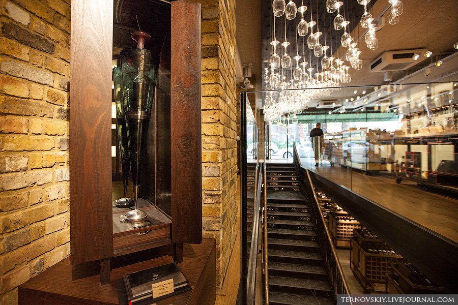 Элитный винный магазин в Лондоне