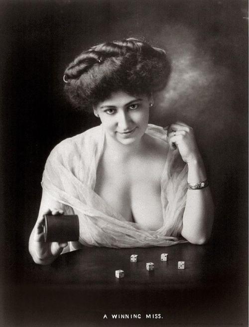 Легкомысленные девушки начала ХХ века (16 фото)