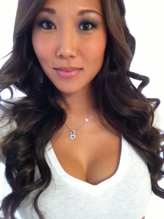 Милашки азиаточки