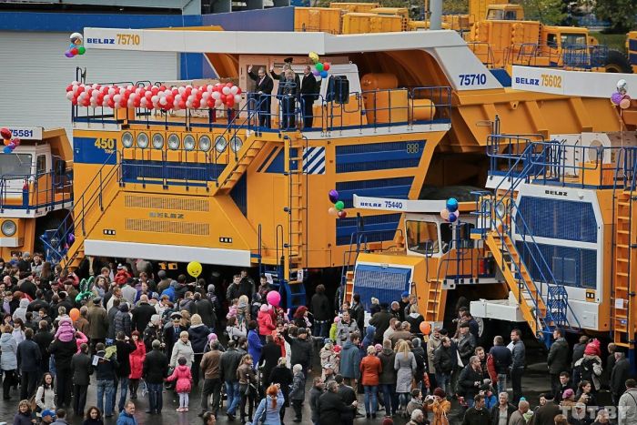 Самый большой самосвал в мире Самый большой самосвал в мире