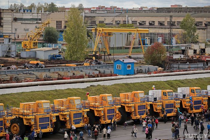 Самый большой самосвал в мире Самый большой самосвал в мире