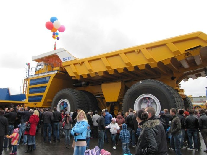 Самый большой самосвал в мире Самый большой самосвал в мире